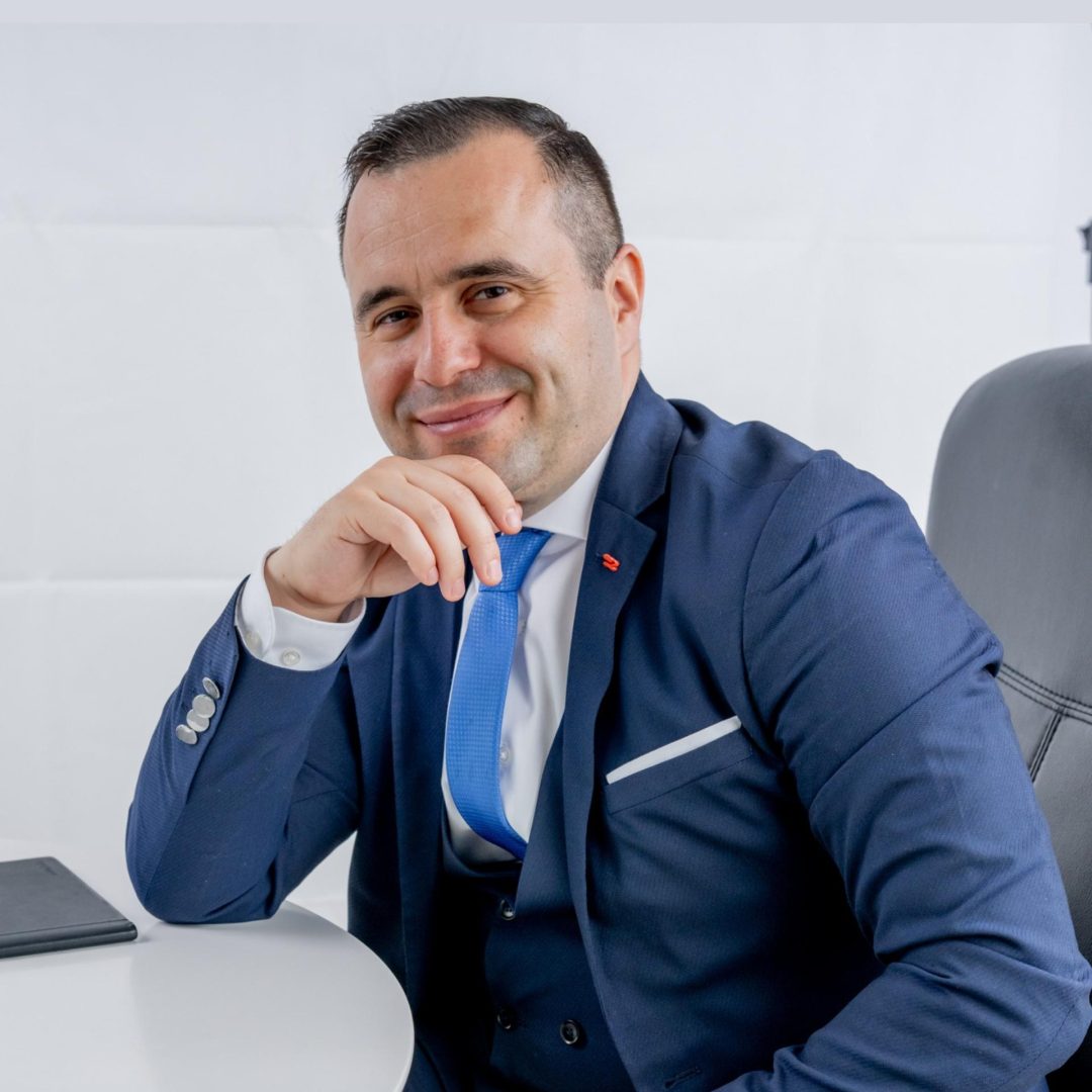 Dragoș Macarin, CEO & Fondator The Money Advisor: „Am construit totul cărămidă cu cărămidă”