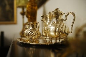 Art. History. Experience. – Descoperă camera secretă de poker privat în București